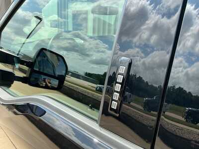 2022 Ford F-150, $38957. Photo 7