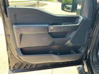 2022 Ford F-150, $38957. Photo 8