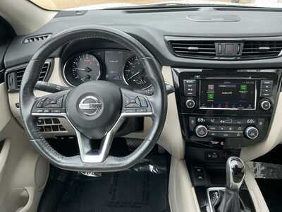 2019 Nissan Rogue, $18953. Photo 10