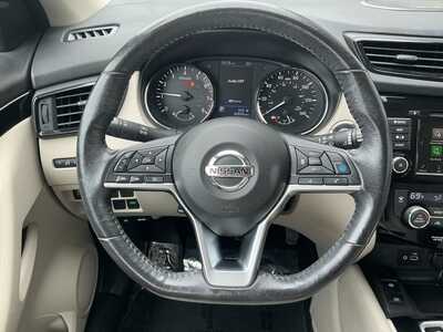 2019 Nissan Rogue, $18953. Photo 11