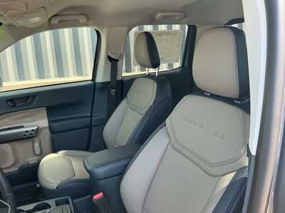 2026 Ford Maverick, $41910. Photo 9