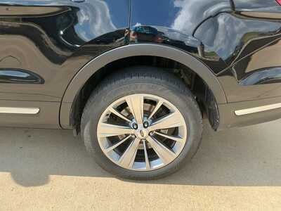2018 Ford Explorer, $15560. Photo 6