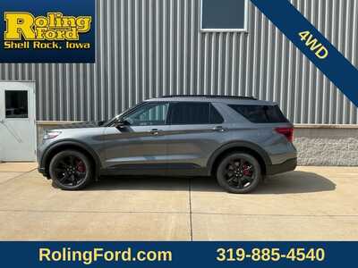 2022 Ford Explorer, $35923. Photo 2