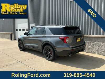 2022 Ford Explorer, $35923. Photo 3