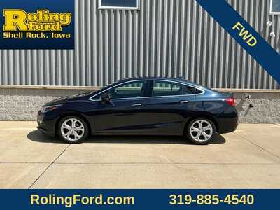 2016 Chevrolet Cruze, $11544. Photo 2