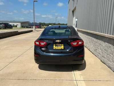 2016 Chevrolet Cruze, $11544. Photo 5