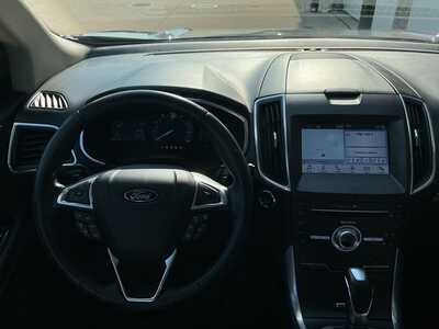2018 Ford Edge, $15891. Photo 12