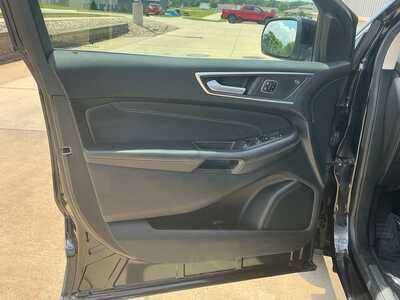2024 Ford Edge, $30830. Photo 7