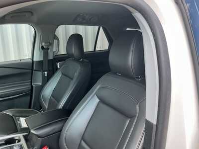 2024 Ford Explorer, $38356. Photo 10