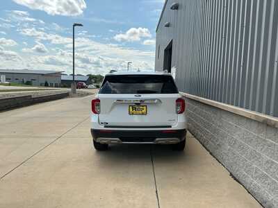 2024 Ford Explorer, $38356. Photo 5