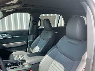2026 Ford Explorer, $48251. Photo 9