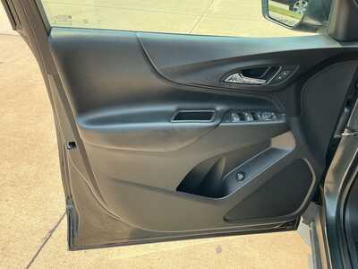 2019 Chevrolet Equinox, $18989. Photo 7