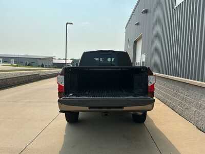 2018 Nissan Titan, $28598. Photo 6