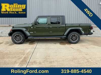 2022 Jeep Gladiator, $29389. Photo 2