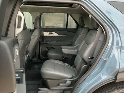 2026 Ford Explorer, $45184. Photo 12
