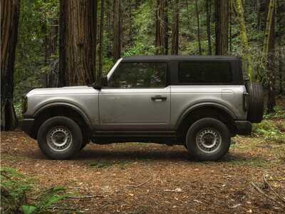 2023 Ford Bronco, $39666. Photo 1
