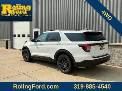 2025 Ford Explorer, $39974. Photo 3