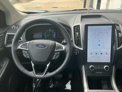 2023 Ford Edge, $28597. Photo 11