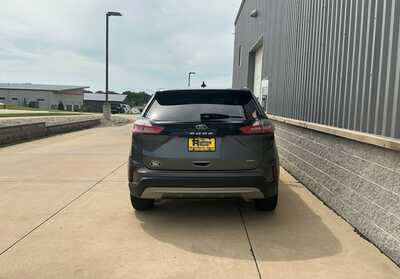 2023 Ford Edge, $28597. Photo 5