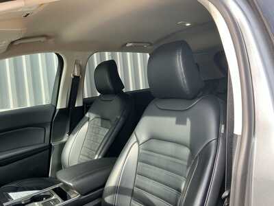 2024 Ford Edge, $27868. Photo 9
