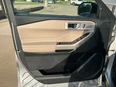2024 Ford Explorer, $35348. Photo 8