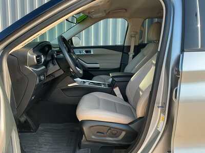 2024 Ford Explorer, $35348. Photo 9