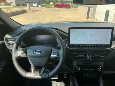 2024 Ford Escape, $25974. Photo 10