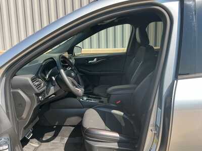 2024 Ford Escape, $25974. Photo 8