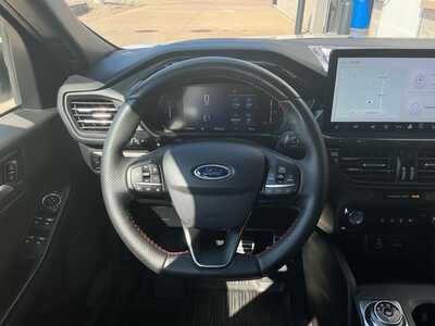 2024 Ford Escape, $27080. Photo 11