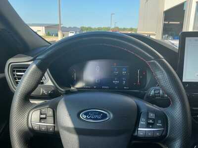 2024 Ford Escape, $27080. Photo 12