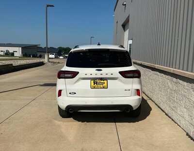 2024 Ford Escape, $27080. Photo 5