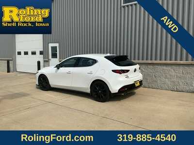 2025 Mazda Mazda3, $33943. Photo 3