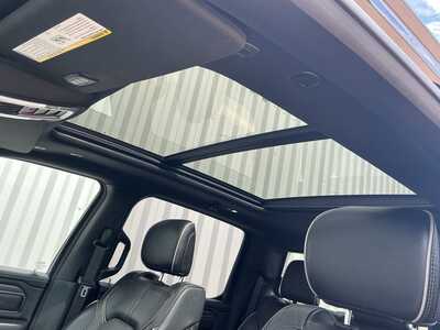 2020 RAM 1500 Crew Cab, $30840. Photo 11