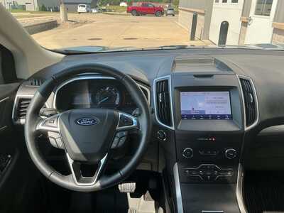 2020 Ford Edge, $21582. Photo 10