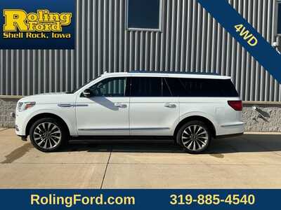 2021 Lincoln Navigator L, $40526. Photo 2