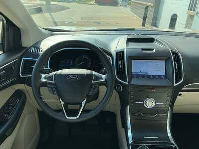 2020 Ford Edge, $23597. Photo 11