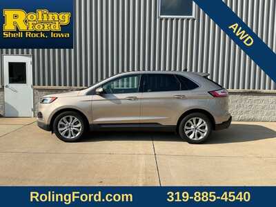 2020 Ford Edge, $23597. Photo 2