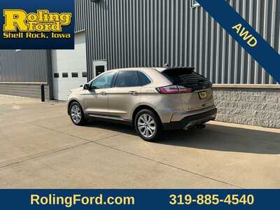 2020 Ford Edge, $23597. Photo 3