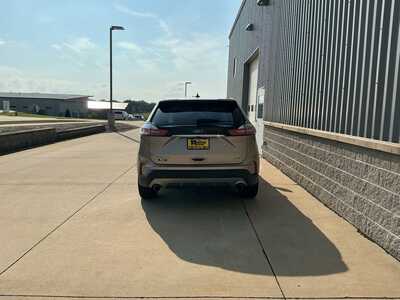 2020 Ford Edge, $23597. Photo 5