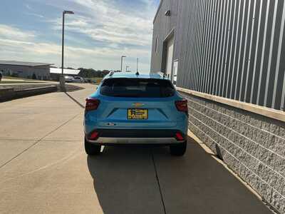 2025 Chevrolet Trax, $20718. Photo 5