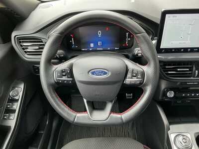 2024 Ford Escape, $26796. Photo 11