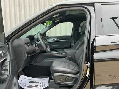 2026 Ford Explorer, $48642. Photo 9
