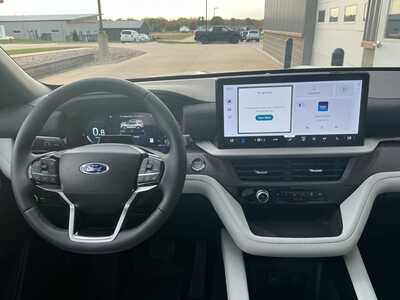 2027 Ford Explorer, $61040. Photo 9