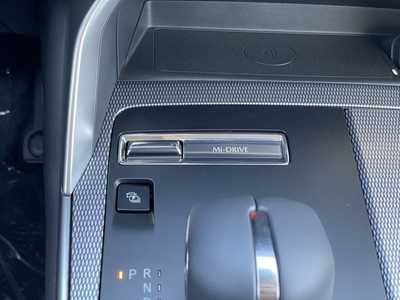 2025 Mazda CX-90, $51625. Photo 7