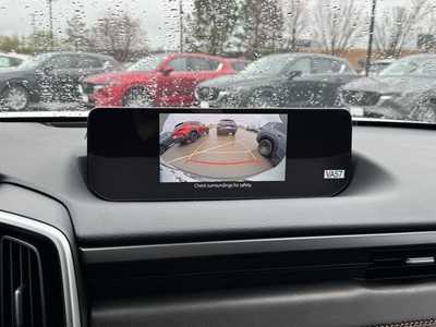 2025 Mazda CX-50, $43560. Photo 4