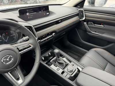 2025 Mazda CX-50, $43560. Photo 7