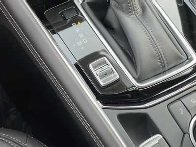 2025 Mazda CX-5, $42860. Photo 8