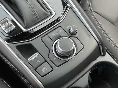 2025 Mazda CX-5, $42860. Photo 9