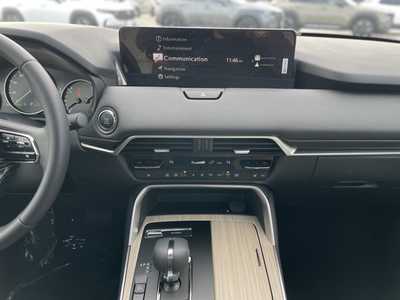 2025 Mazda CX-90, $42995. Photo 2