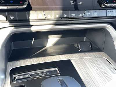 2025 Mazda CX-90, $56355. Photo 6